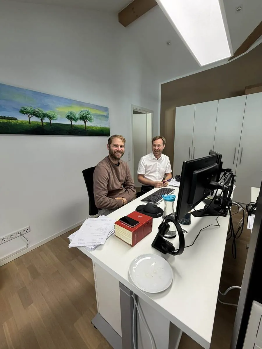 Einblick in die Kanzleiräume und das Team in Flintsbach
