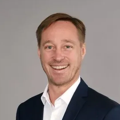 Dominik Holten
